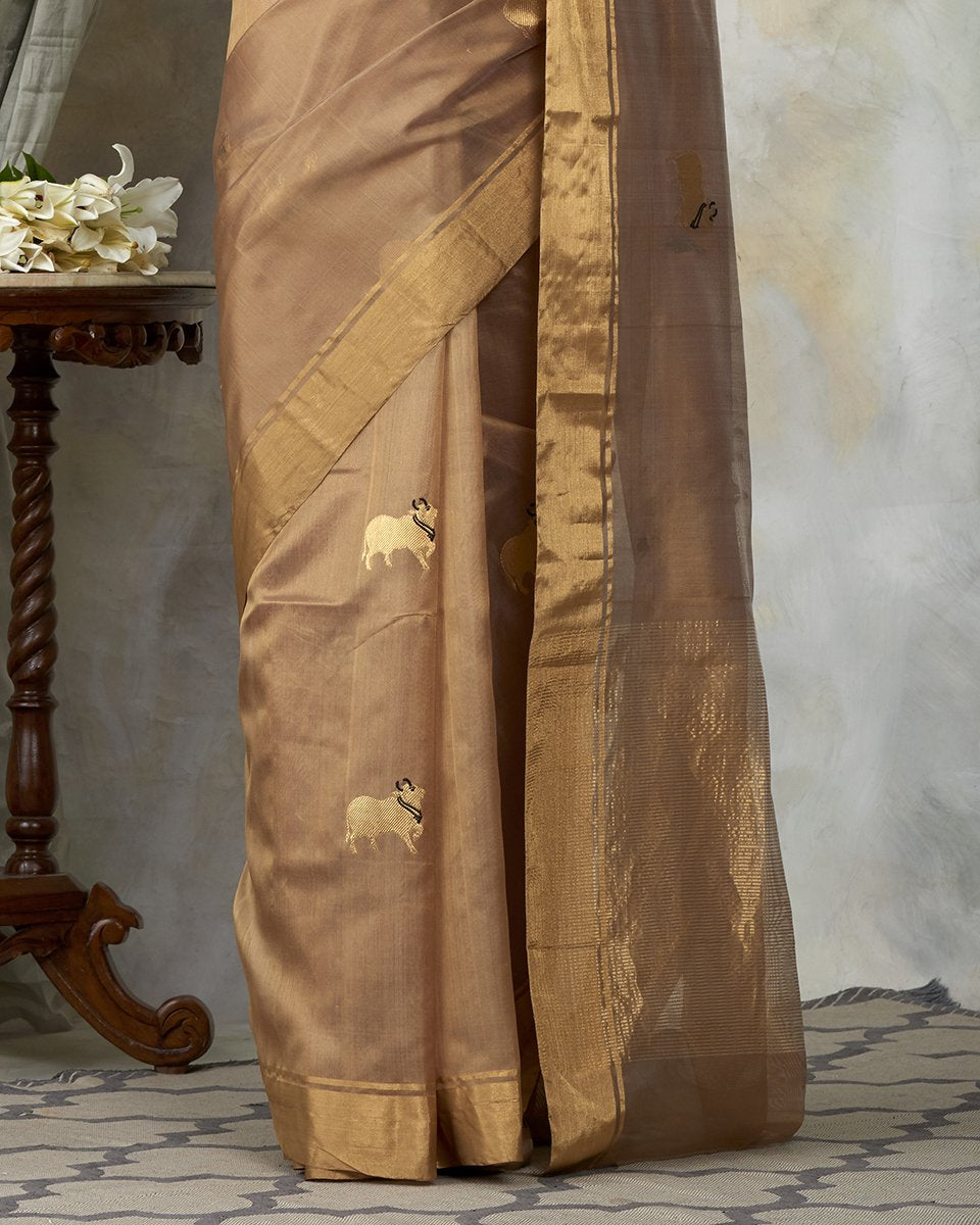 Handloom_Golden_Beige_Chanderi_Silk_Saree_With_Cow_motifs_WeaverStory_04