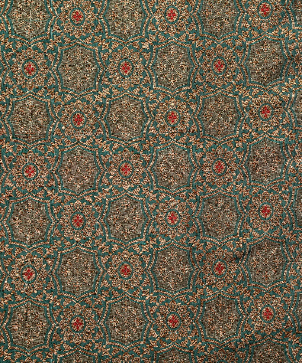 Handloom_Green_Pure_Katan_Silk_Nakshi_Brocade_Banarasi_Fabric_with_Meenakari_WeaverStory_03