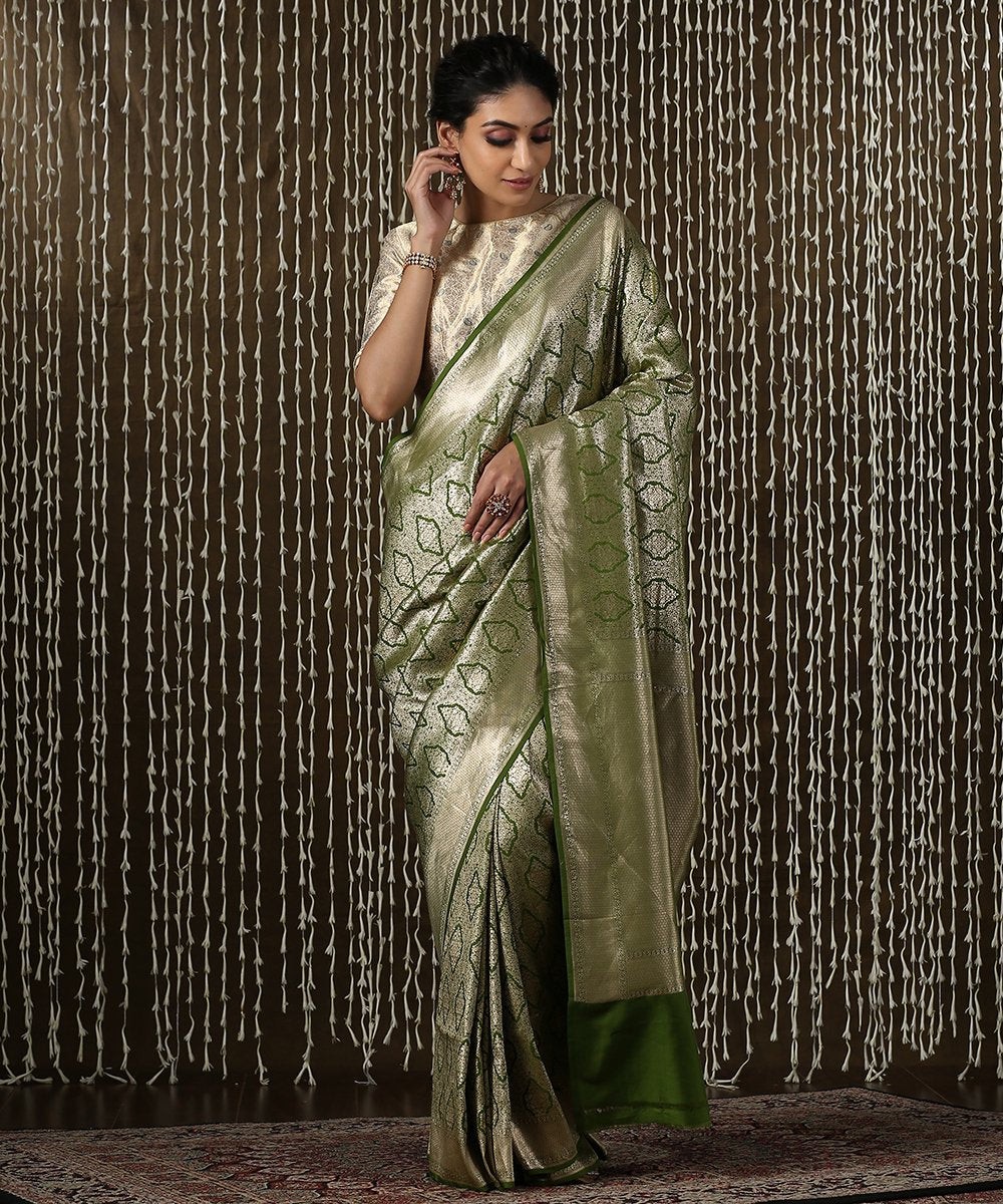 Handloom_Green_Banarasi_Saree_with_Kimkhab_Weave_WeaverStory_02