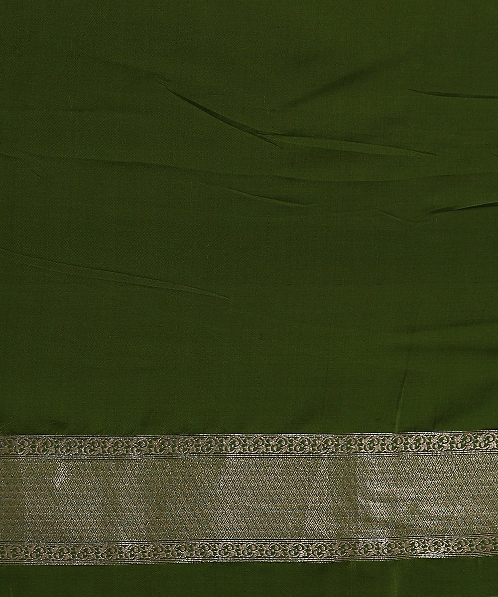 Handloom_Green_Banarasi_Saree_with_Kimkhab_Weave_WeaverStory_05