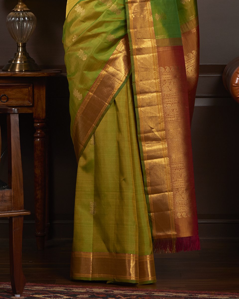 Handloom_Green_Kanjivaram_Pure_Silk_Saree_with_Gandaberunda_Motif_WeaverStory_04
