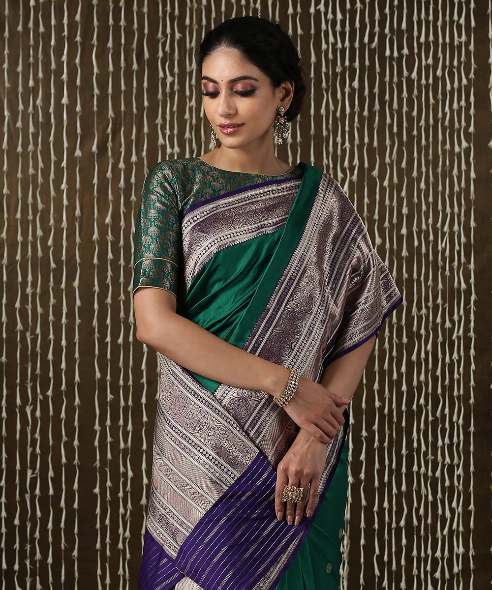 Handloom_Green_Katan_Silk_Banarasi_Saree_With_Heavy_Border_WeaverStory_01