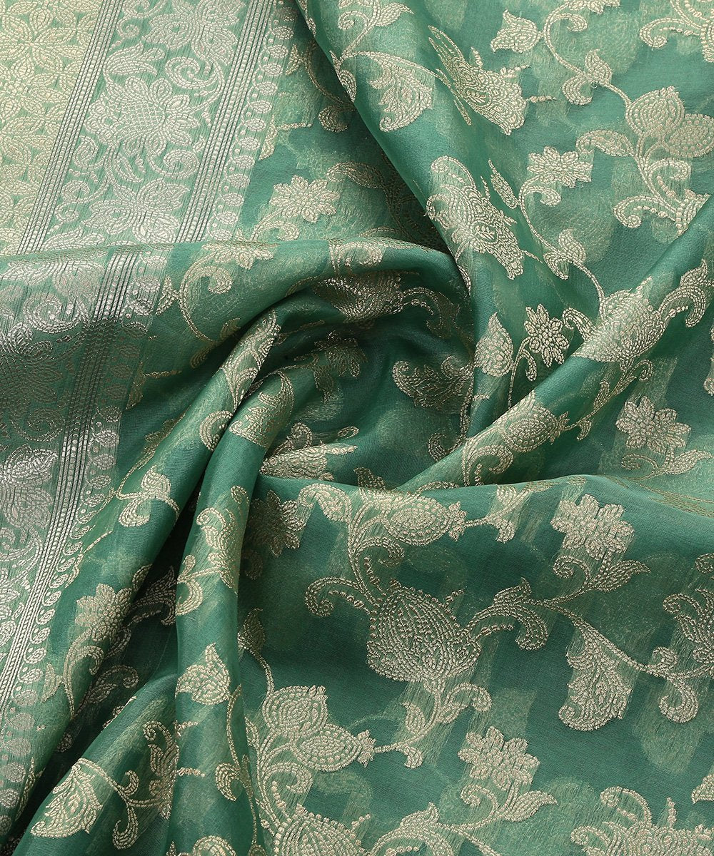 Handloom_Green_Kora_Silk_Kadhwa_Jangla_Banarasi_Dupatta_WeaverStory_06