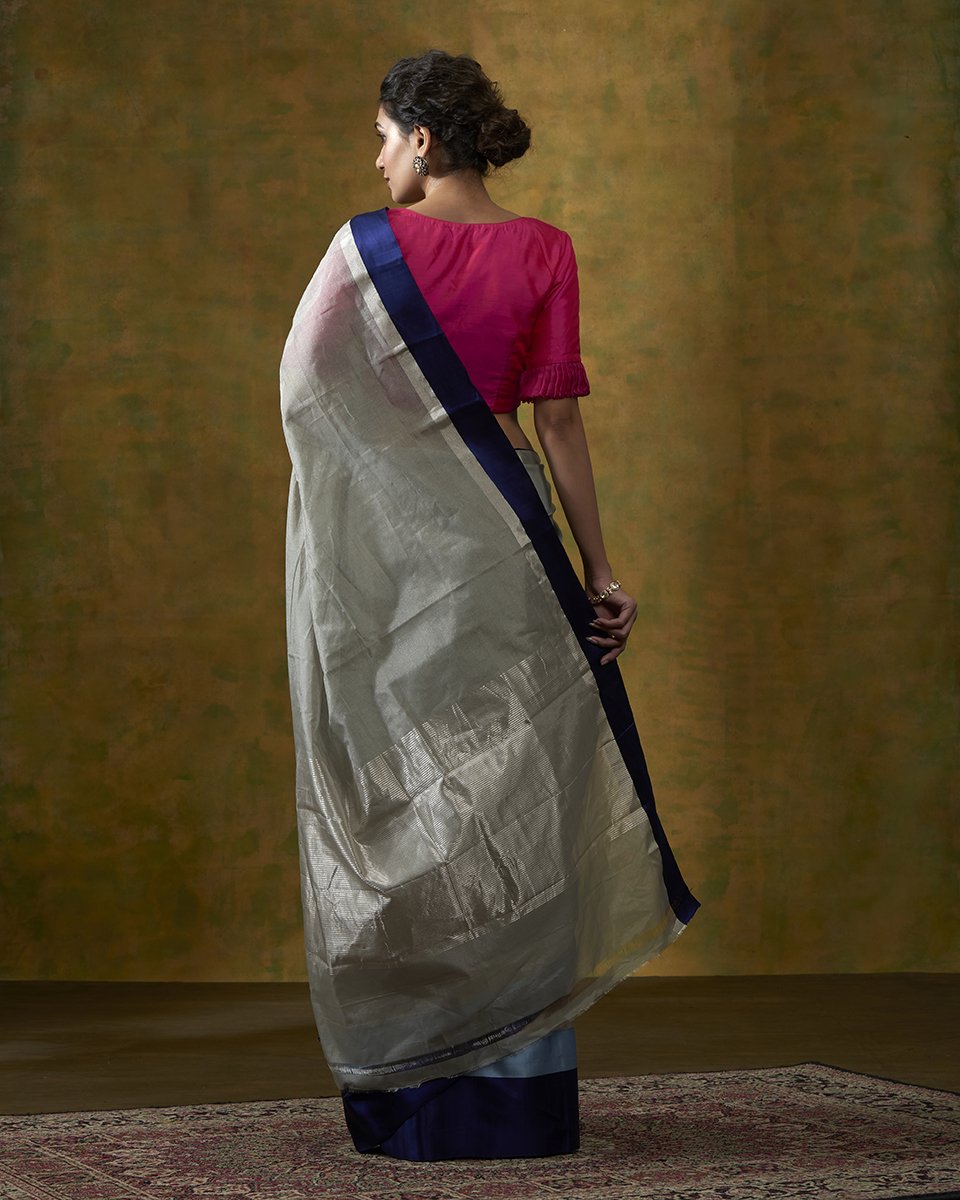 Handloom_Grey_Cotton_Tissue_Banarasi_Saree_With_Blue_Mashroo_Border_WeaverStory_03