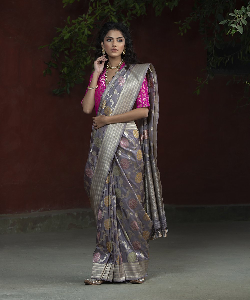 Handloom_Grey_Katan_Silk_Cutwork_Banarasi_Saree_Silk_with_Jangla_Design_WeaverStory_02