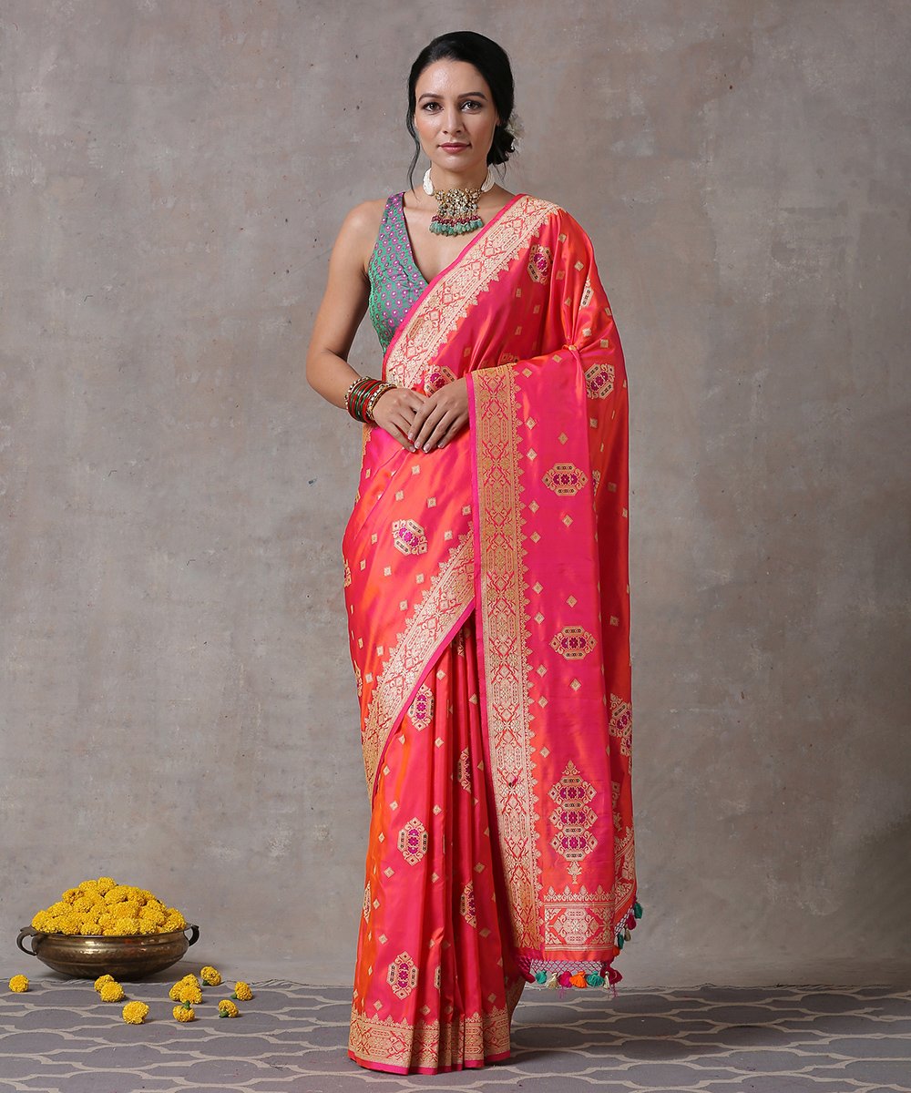 Handloom_Hot_Pink_Pure_Katan_Silk_Banarasi_Saree_with_Tanzeb_Boota_WeaverStory_01