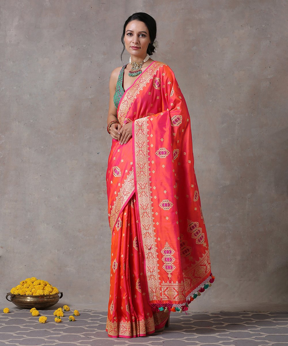 Handloom_Hot_Pink_Pure_Katan_Silk_Banarasi_Saree_with_Tanzeb_Boota_WeaverStory_02