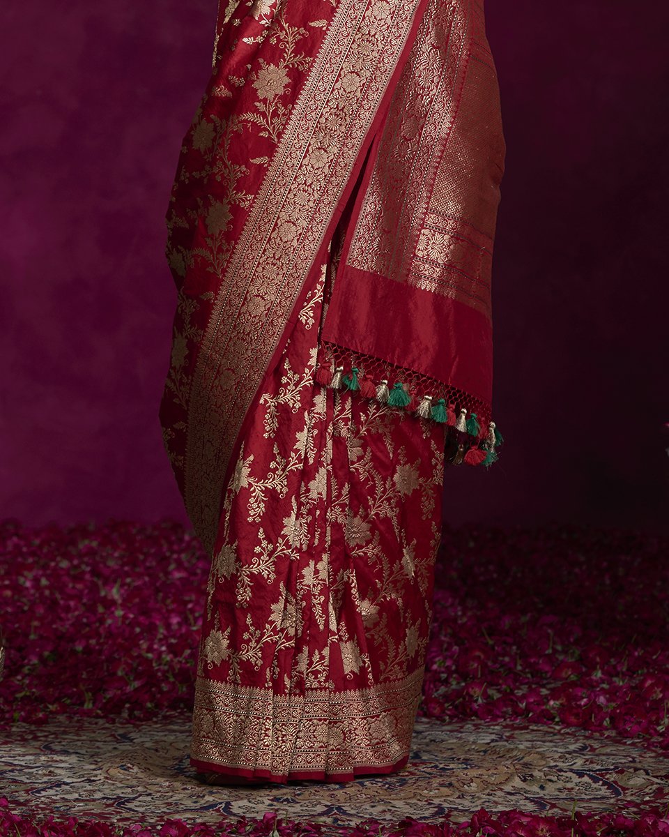 Handloom_Kadhwa_Red_Banarasi_Saree_with_Meenakari_and_Jangla_Design_WeaverStory_04