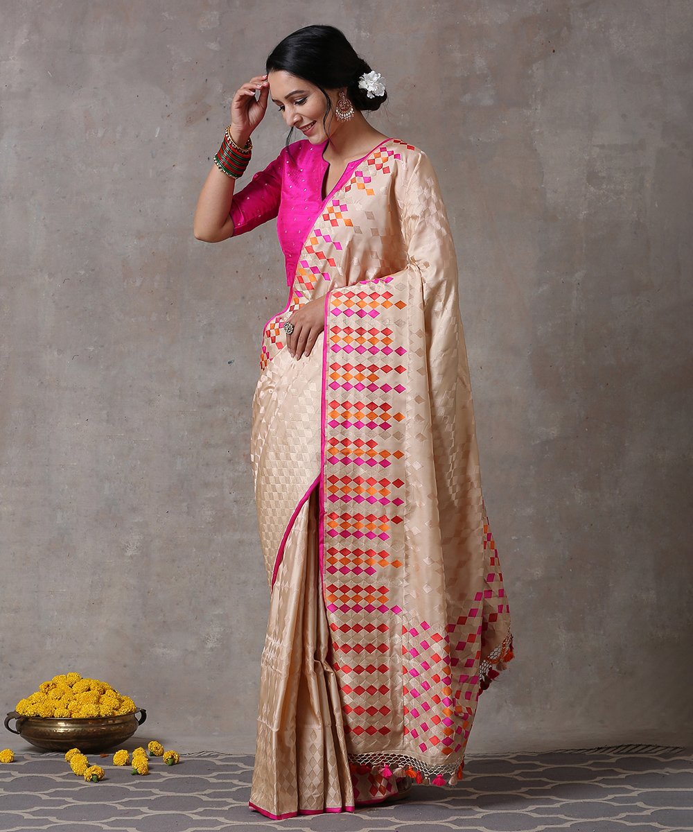 Handloom_Light_Brown_Pure_Katan_Silk_Tanchoi_Banarasi_Saree_with_Meenakari_WeaverStory_02