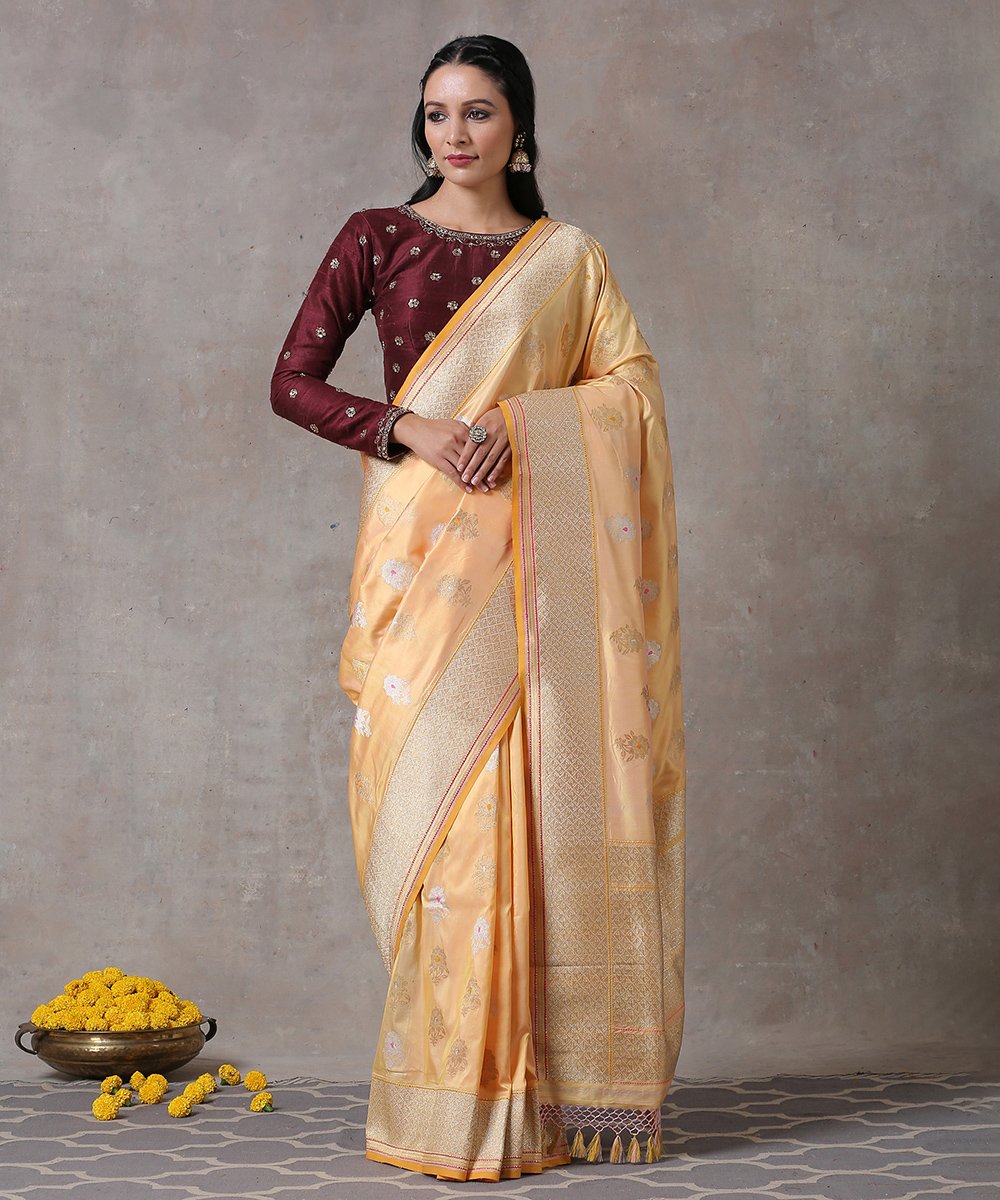 Handloom_Light_Peach_Pure_Katan_Silk_Banarasi_Saree_With_Kadhwa_Booti_and_Badla_Work_WeaverStory_01