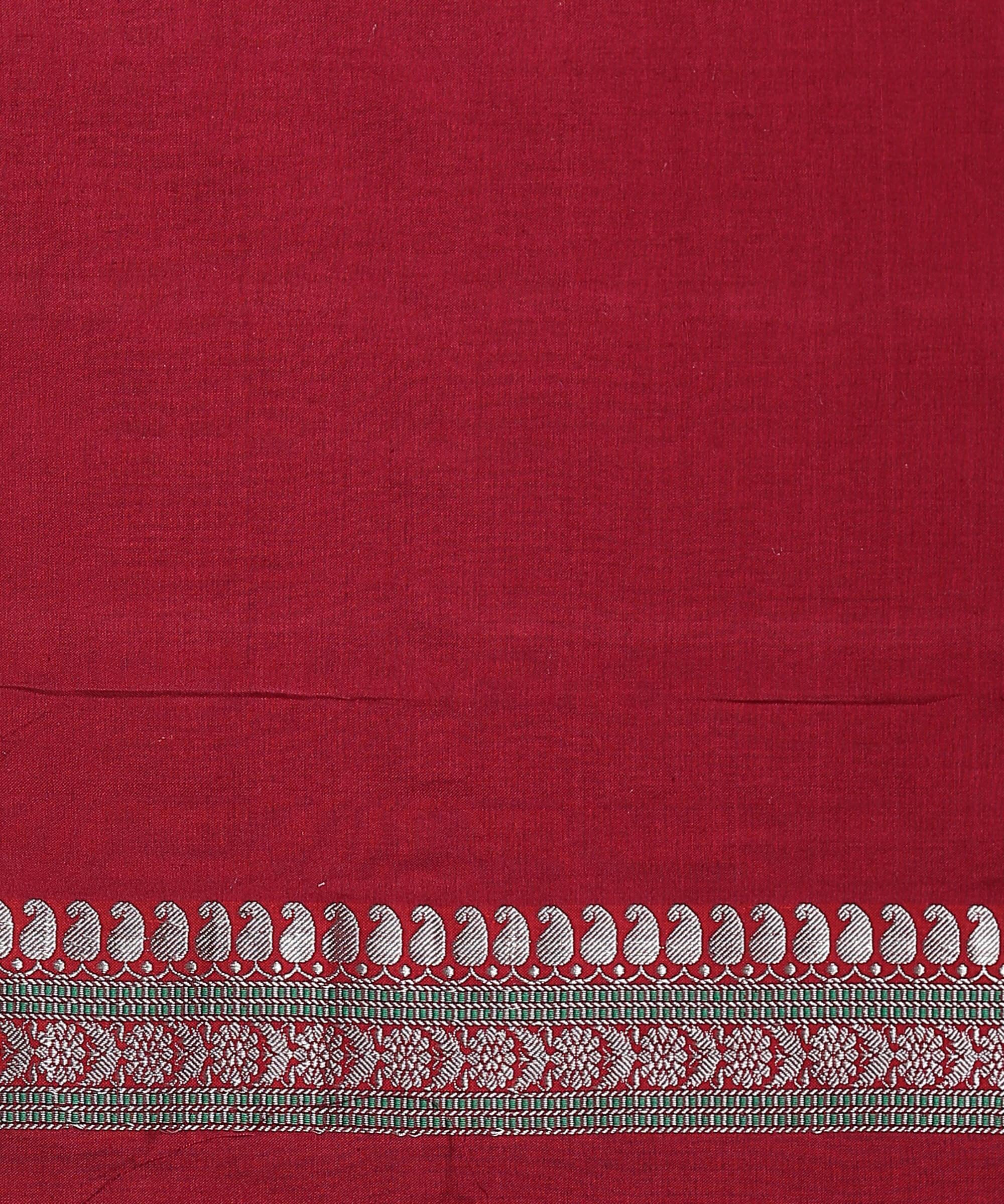 Handloom_Ektara_Weave_Maroon_Banarasi_Kadhwa_Booti_Saree_WeaverStory_05