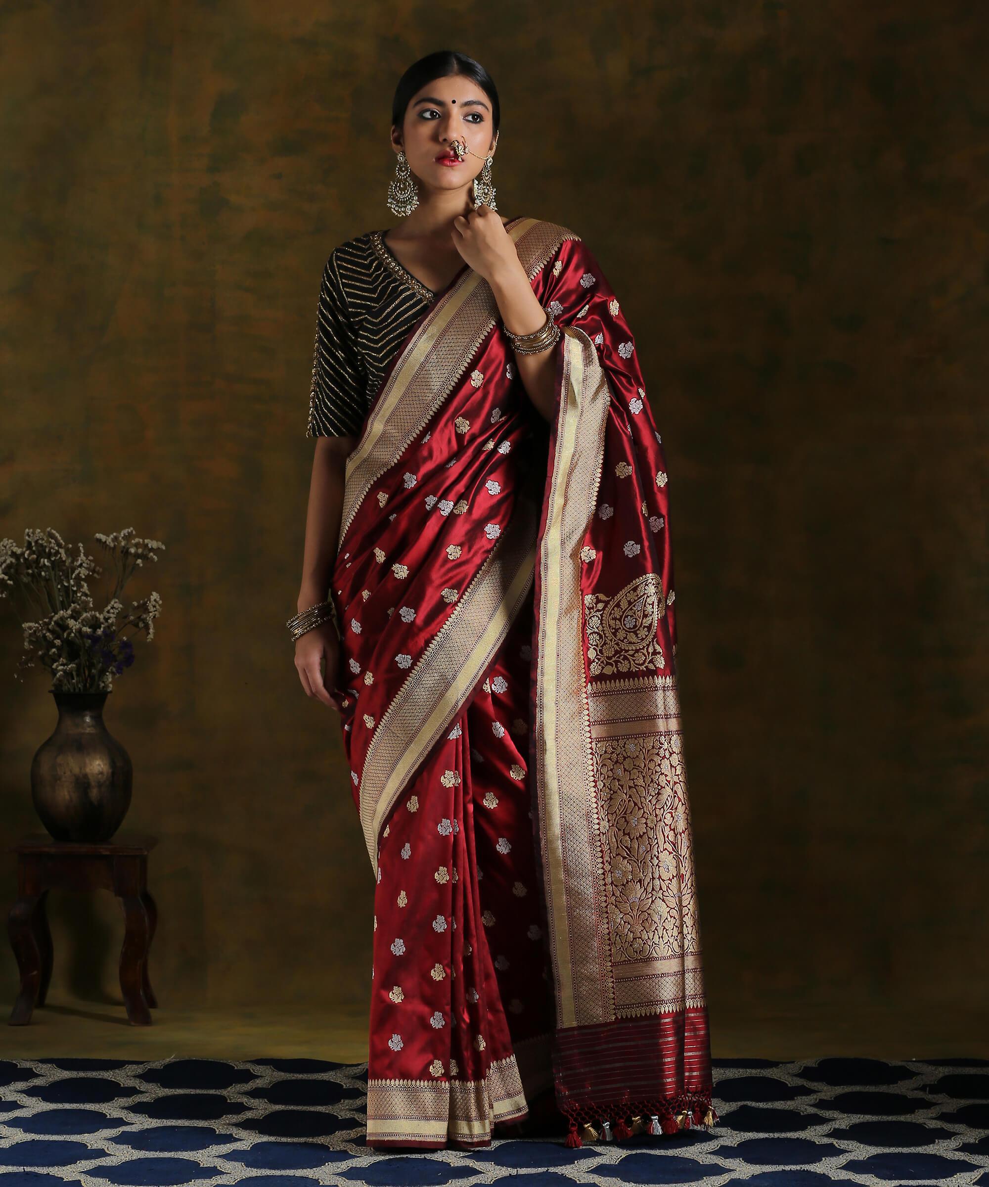 Handloom_Maroon_Kadhwa_Booti_Katan_Silk_Banarasi_Saree_with_Konia_WeaverStory_02