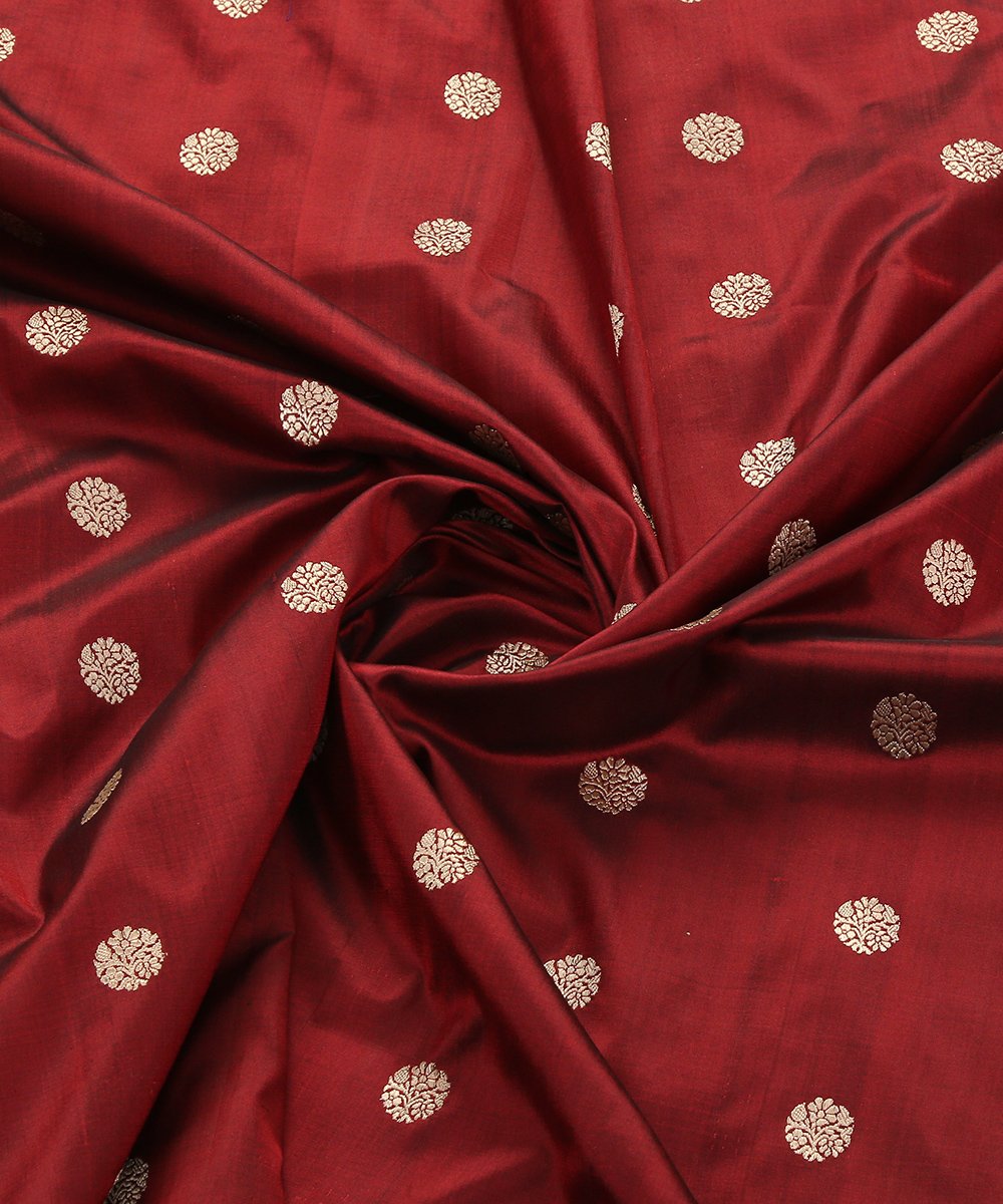 Handloom_Maroon_Pure_Katan_Silk_Kadhwa_Asharfi_Booti_Dupatta_WeaverStory_06