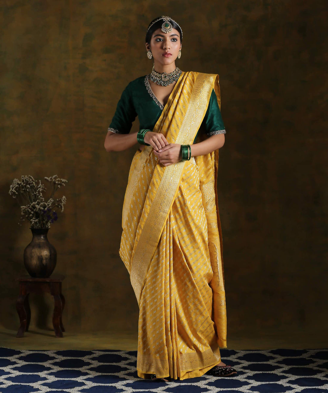 Handloom_Mustard_Ektara_Weave_Pure_Katan_Silk_Banarasi_Jangla_Saree_with_Konia_Motifs_WeaverStory_02