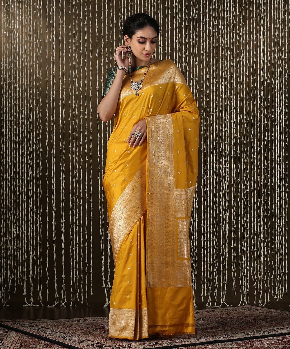 Handloom_Mustard_Katan_Silk_Banarasi_Saree_with_Small_Floral_Booti_Design_WeaverStory_02