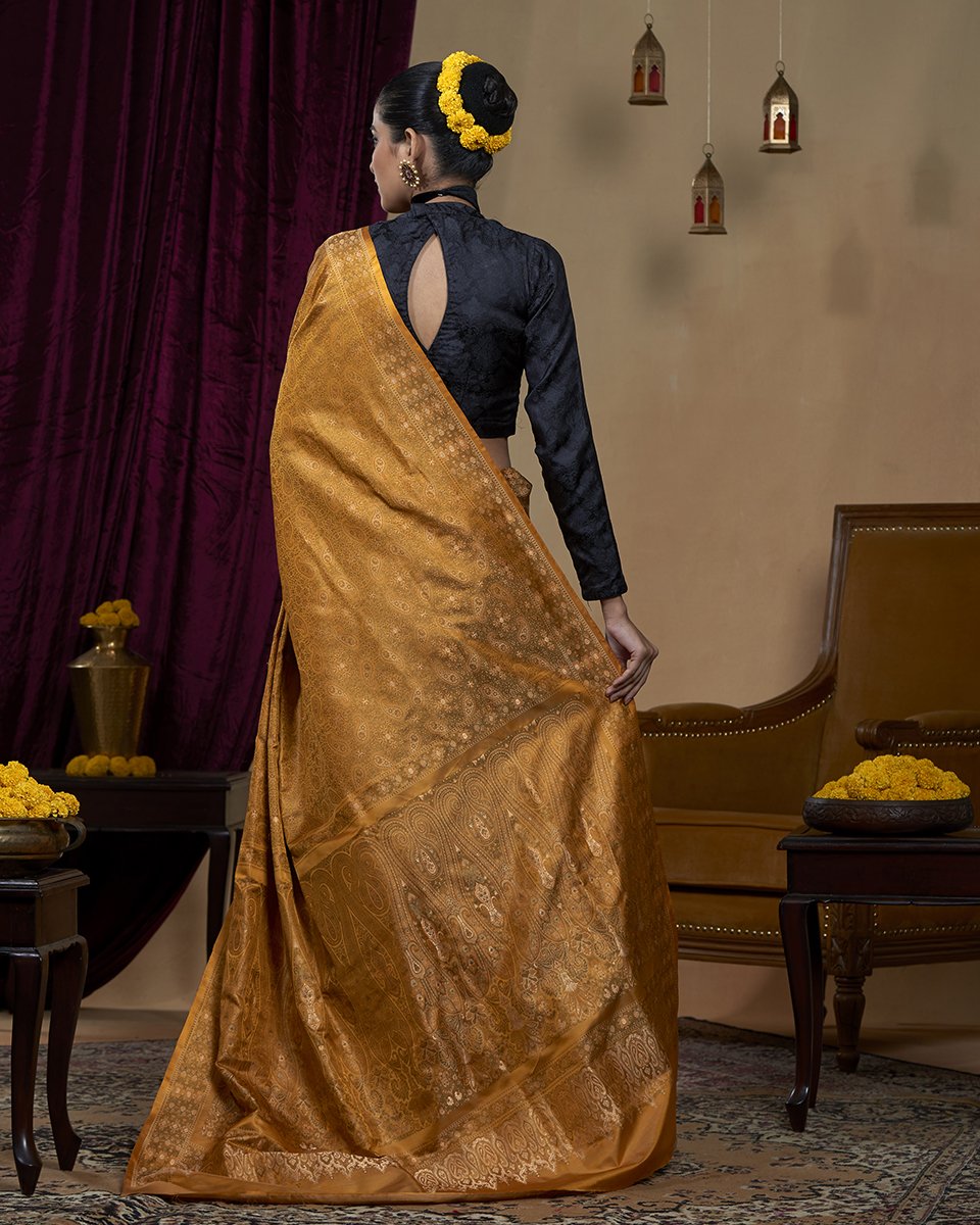Handloom_Mustard_Zari_Booti_Reshmi_Tanchoi_Pure_Katan_Silk_Banarasi_Saree_With_Meenakari_WeaverStory_03