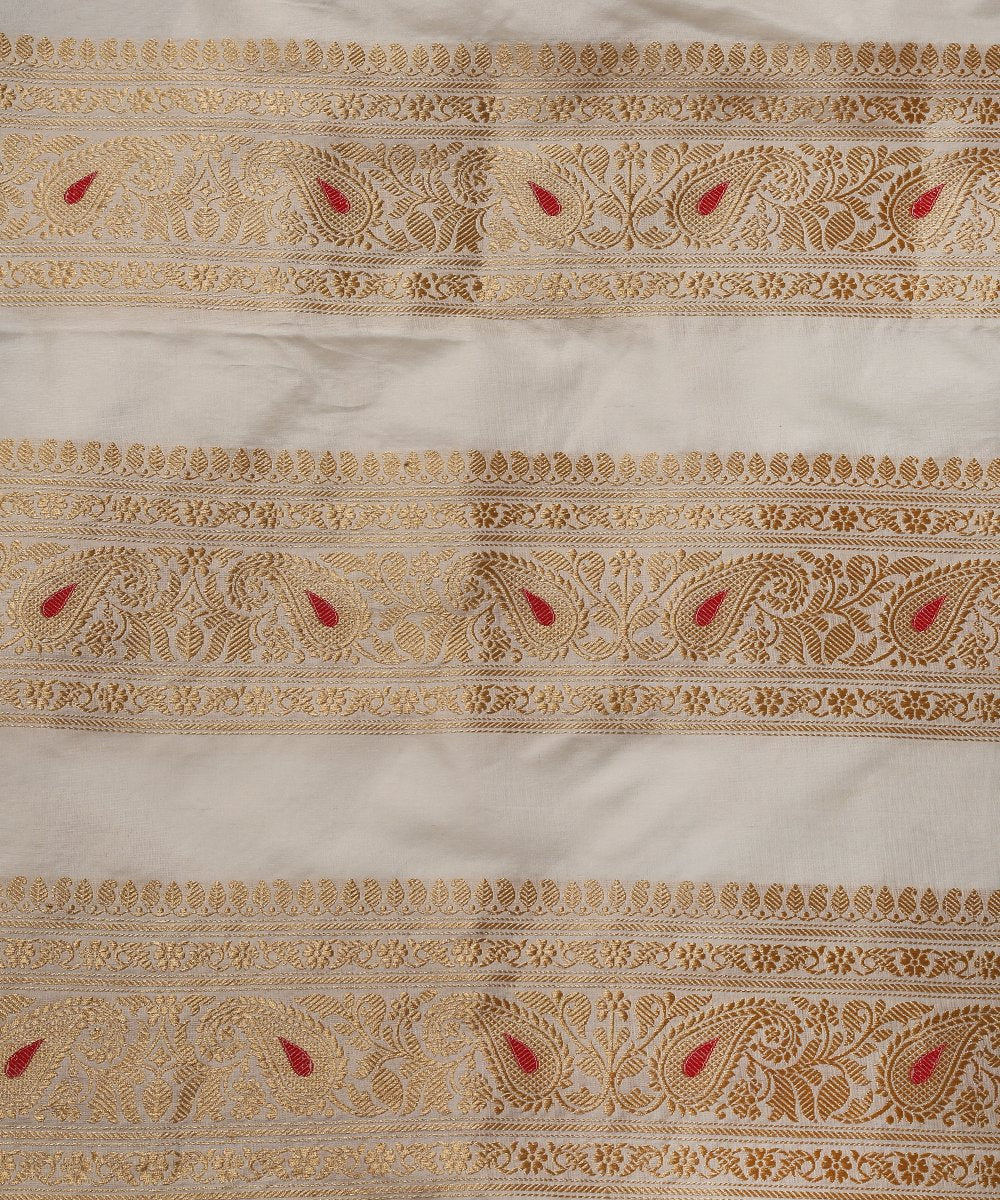 Handloom_OffWhite_Katan_Silk_Banarasi_Lehenga_with_with_Bootidar_Design_WeaverStory_06