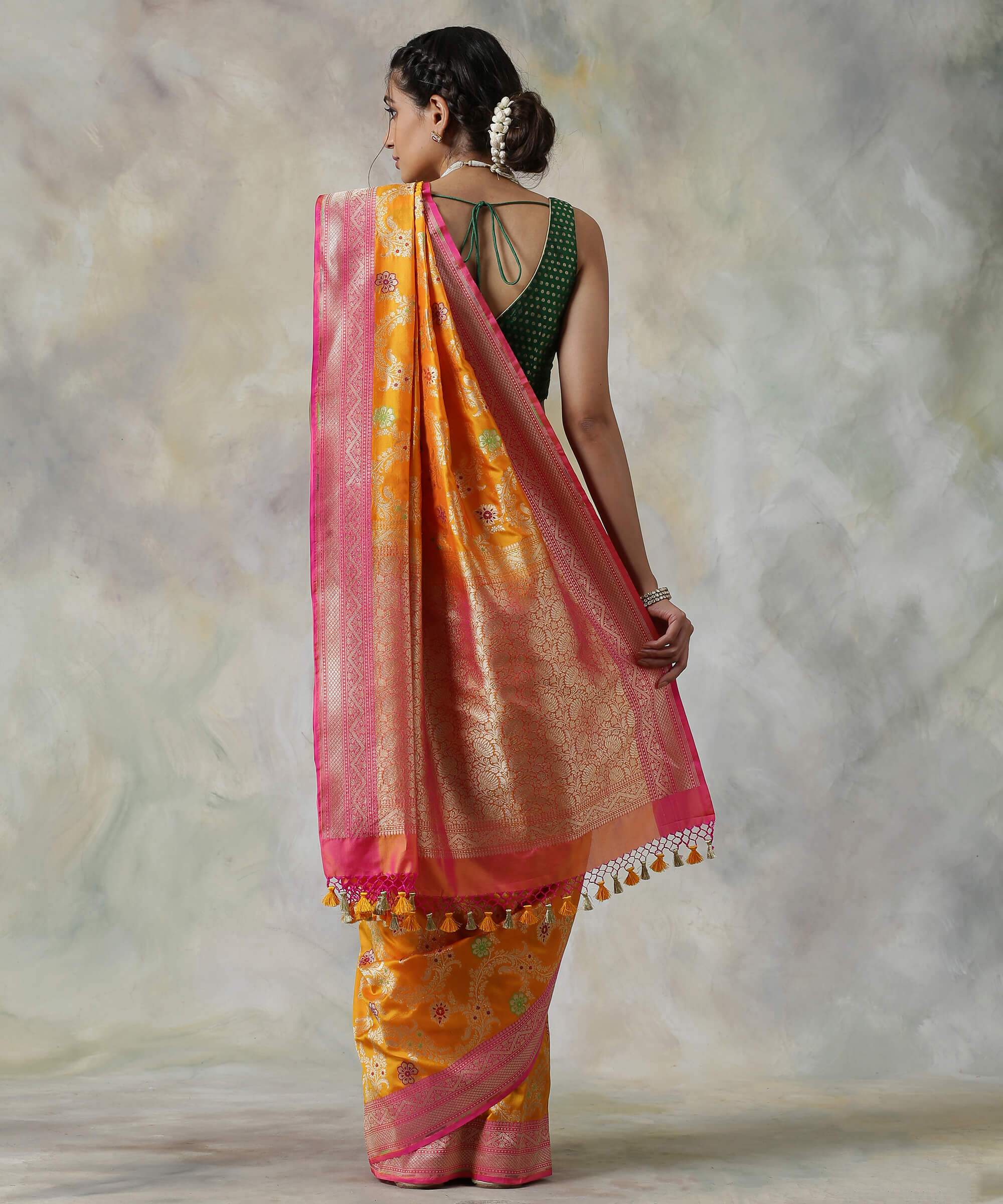 Handloom_Orange_Pure_Katan_Silk_Banarasi_Saree_with_Pink_Border_WeaverStory_03