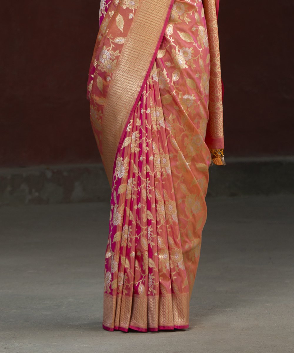 Handloom_Peach_And_Pink_Dual_Tone_Cutwork_Katan_Silk_Banarasi_Saree_with_Sona_Rupa_Jangla_WeaverStory_03