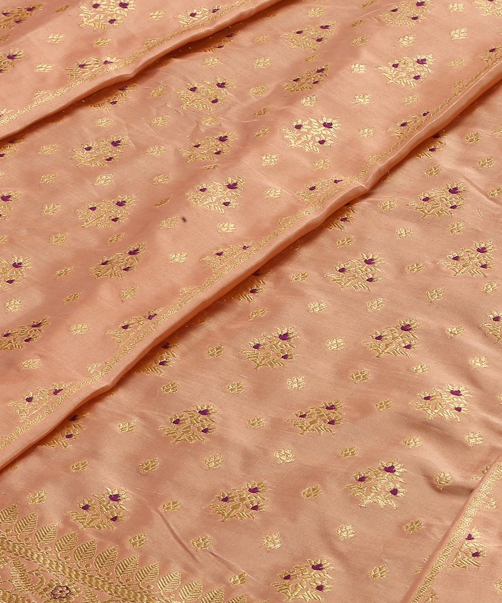 Handloom_Peach_Katan_Silk_Kadhwa_Banarasi_Lehenga_with_Bootidar_Design_WeaverStory_03