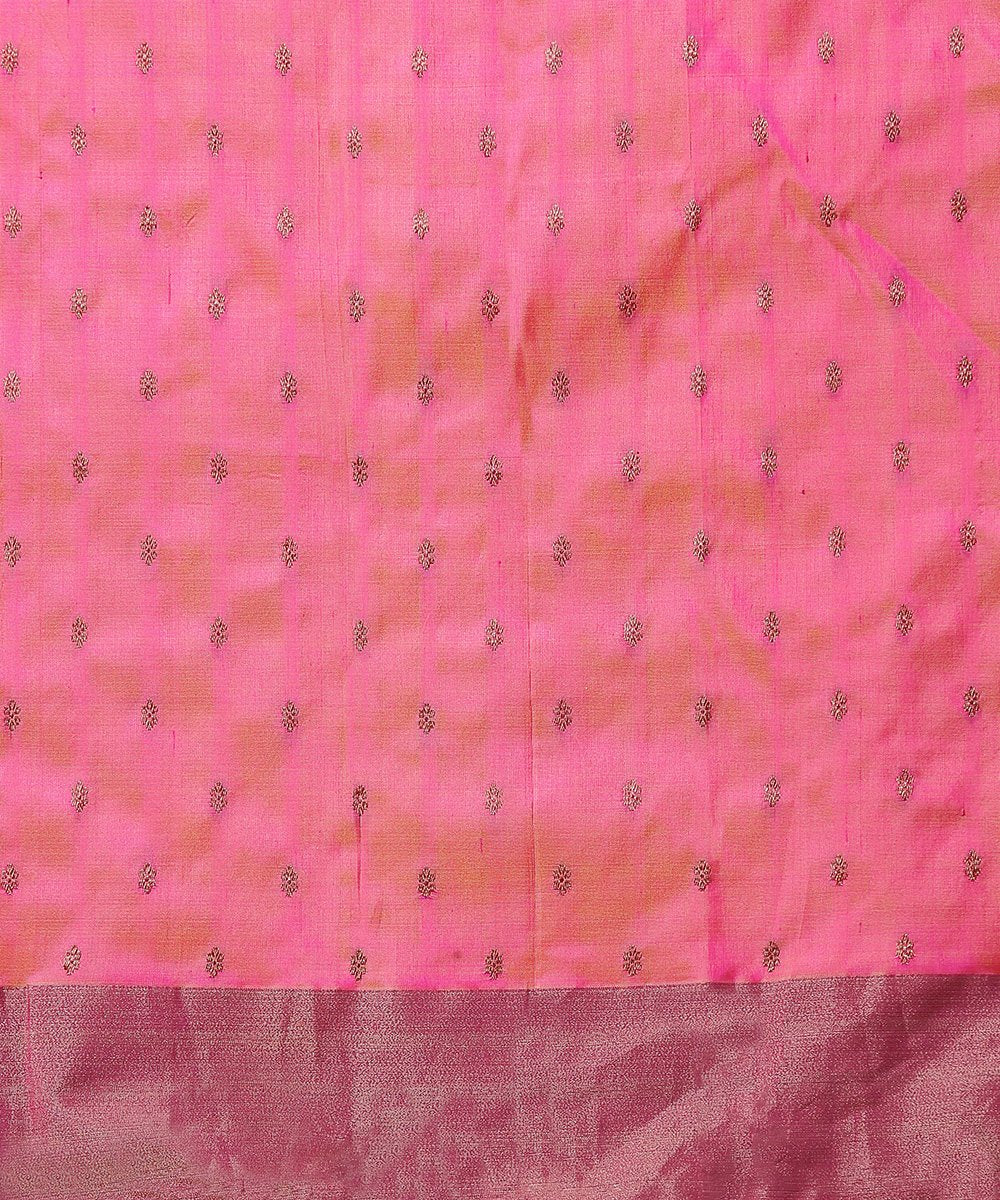 Handloom_Peach_Pure_Katan_Silk_Banarasi_Saree_with_Silver_Leaf_Booti_Saree_and_Antique_Zari_Border_WeaverStory_05