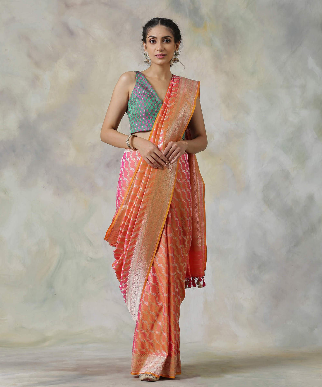 Handloom_Peach_Pure_Katan_Silk_Banarasi_Saree_with_Gold_and_Silver_Zari_WeaverStory_02