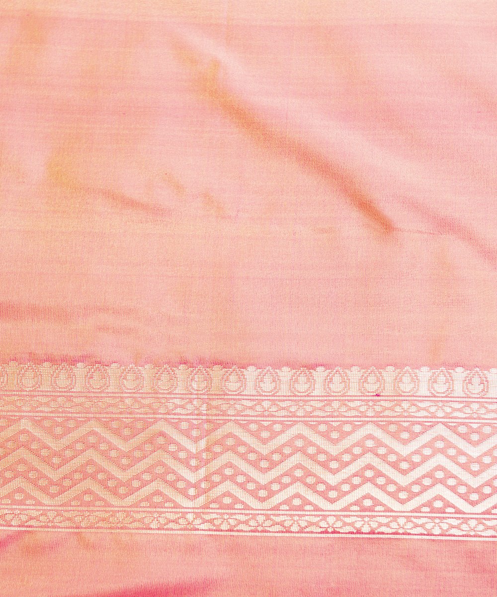 Handloom_Peach_Zari_Base_Katan_Silk_Banarasi_Saree_with_Meenakari_Jaal_WeaverStory_05