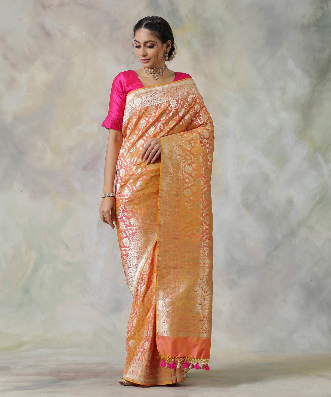Handloom_Peach_and_Yellow_Pure_Katan_Silk_Banarasi_Saree_with_All_Over_Zari_Jaal_WeaverStory_02