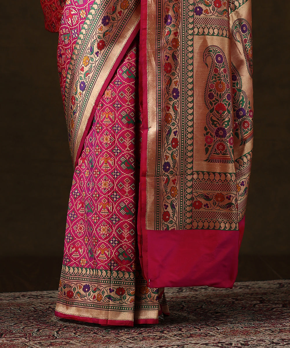 Handloom_Pink_Katan_Silk_Banarasi_Patola_Saree_with_Paisley_Pallu_WeaverStory_04