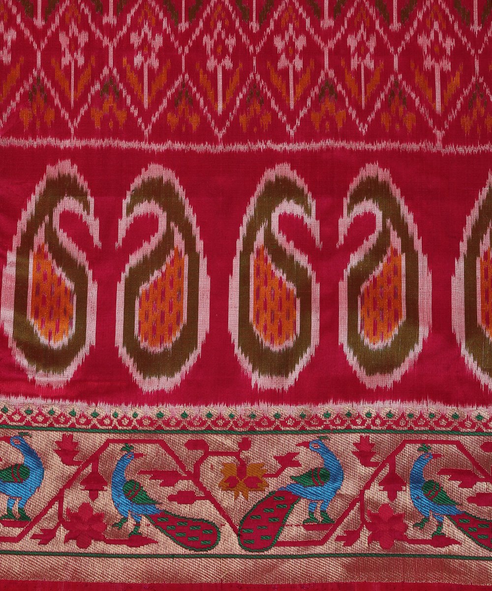 Handloom_Pink_Ashawali_Pure_Katan_Silk_Patola_Dupatta_With_Paithani_Border_WeaverStory_03