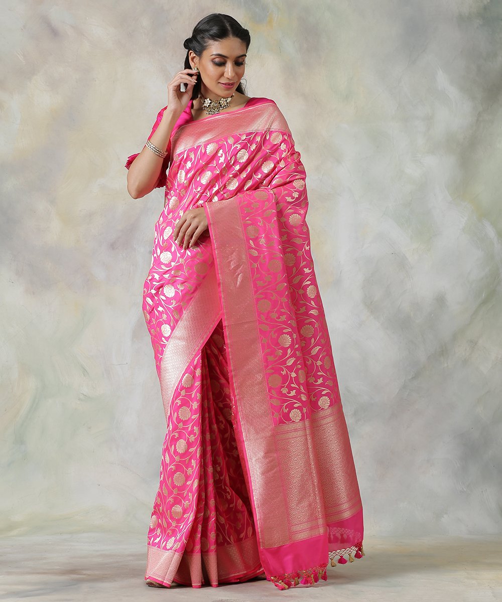 Handloom_Pink_Banarasi_Saree_With_All_Over_Zari_Jaal_Weave_WeaverStory_02