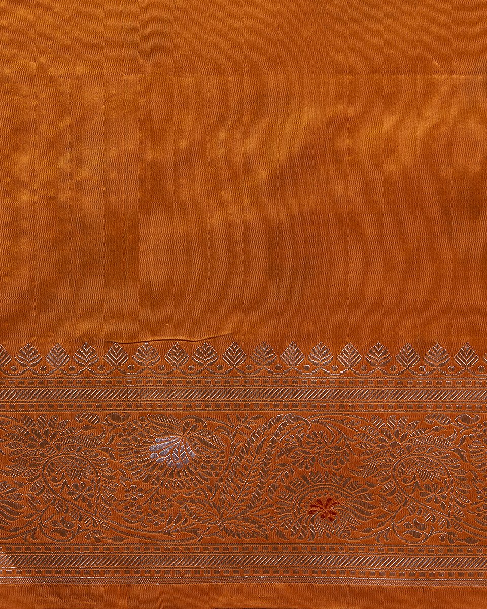Handloom_Pink_Banarasi_Saree_with_Maheen_Jaal_and_Orange_Border_WeaverStory_05