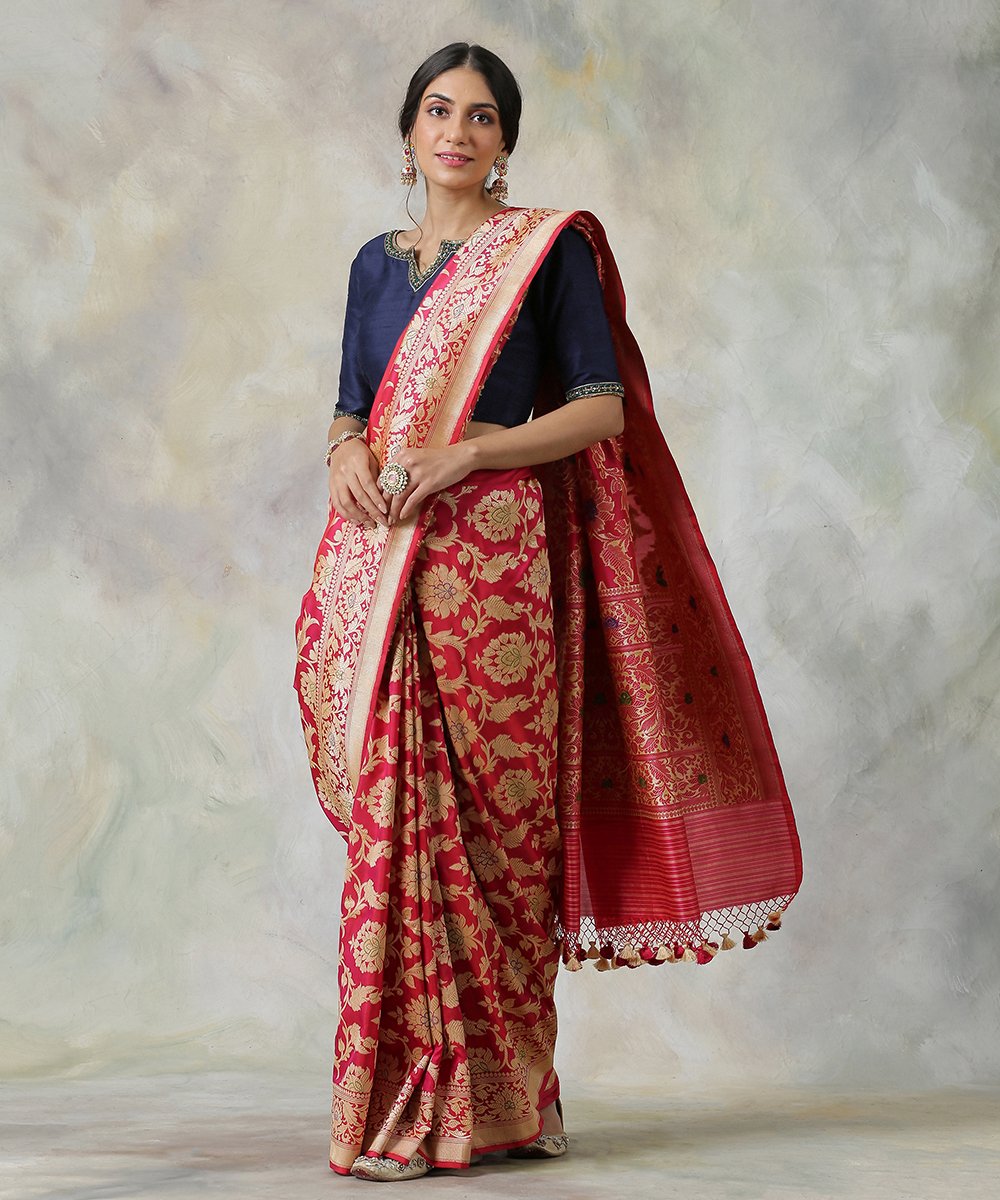 Handloom_Pure_Katan_Silk_Banarasi_Saree_in_Pink_with_Mehraab_Jaal_WeaverStory_02
