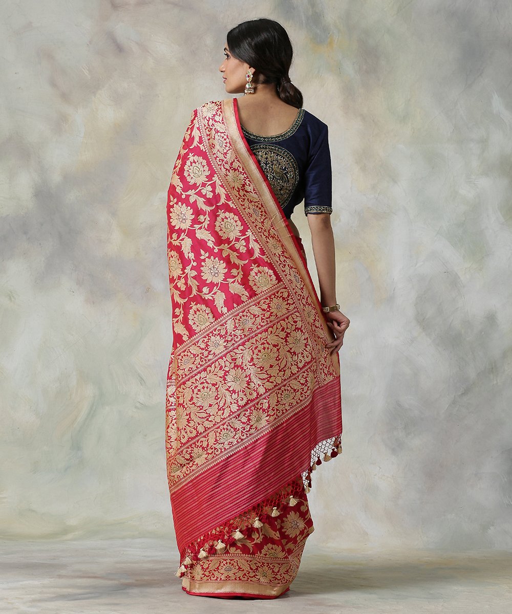 Handloom_Pure_Katan_Silk_Banarasi_Saree_in_Pink_with_Mehraab_Jaal_WeaverStory_03