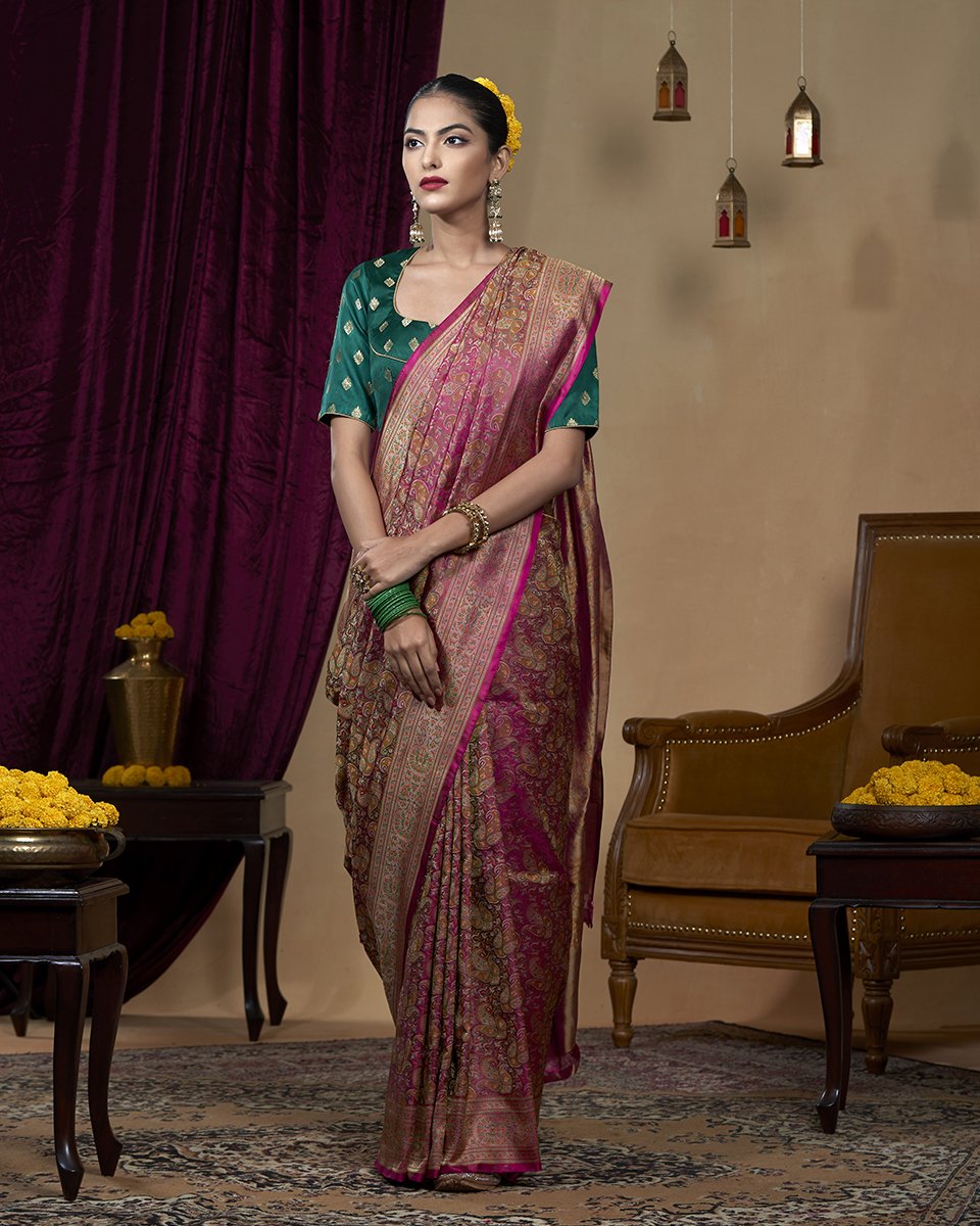 Handloom_Pink_Reshmi_Pure_Katan_Silk_Jamawar_Tanchoi_Banarasi_Saree_With_Meenakari_WeaverStory_02