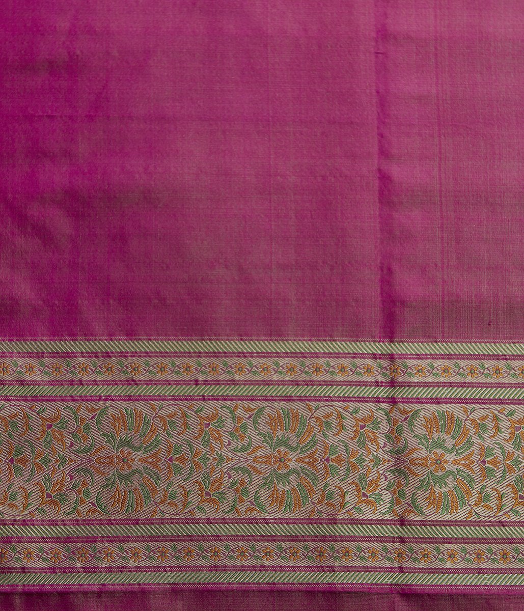 Handloom_Pink_Reshmi_Pure_Katan_Silk_Jamawar_Tanchoi_Banarasi_Saree_With_Meenakari_WeaverStory_05