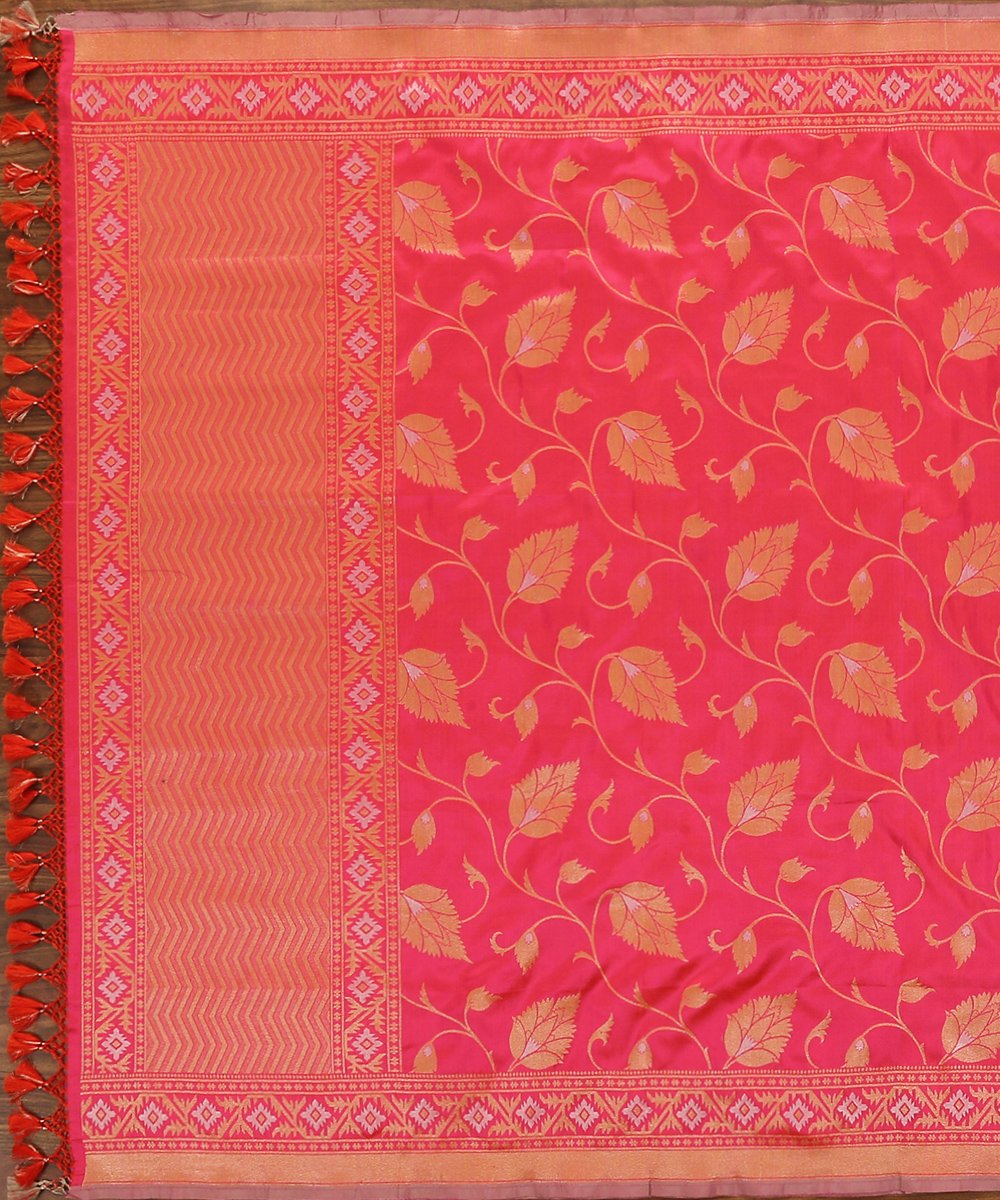 Handloom_Pink_Pure_Katan_Silk_Jamdani_Banarasi_Dupatta_WeaverStory_02