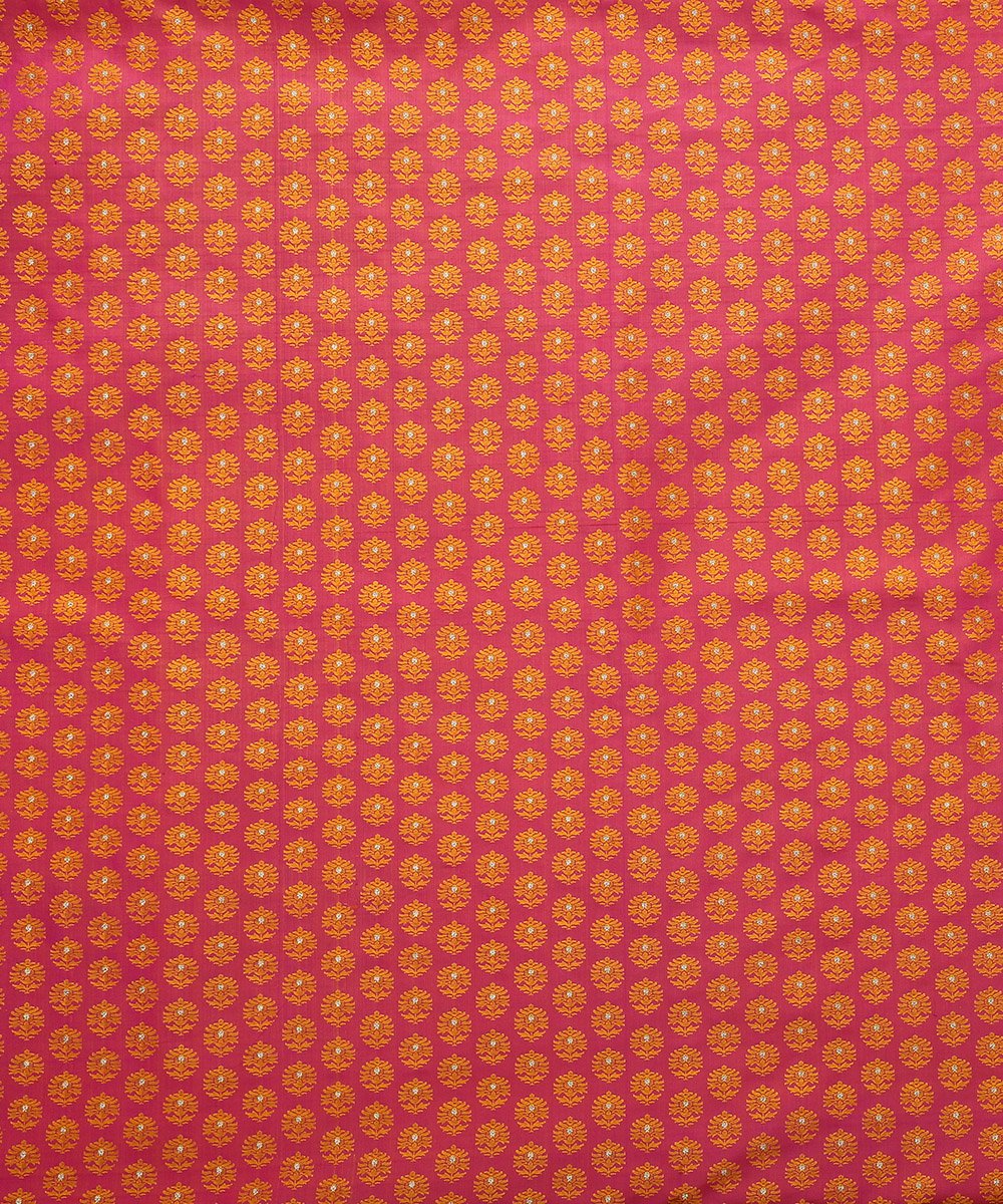 Handloom_Pink_and_Yellow_Dual_Tone_Pure_Katan_Silk_Zari_Booti_Tanchoi_Banarasi_Fabric_WeaverStory_02