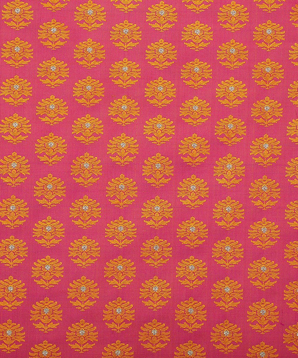 Handloom_Pink_and_Yellow_Dual_Tone_Pure_Katan_Silk_Zari_Booti_Tanchoi_Banarasi_Fabric_WeaverStory_03