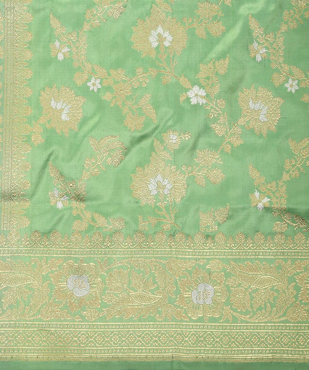 Handloom_Pista_Green_And_Yellow_Dual_Tone_Katan_Silk_Kadhwa_Jangla_Dupatta_WeaverStory_03