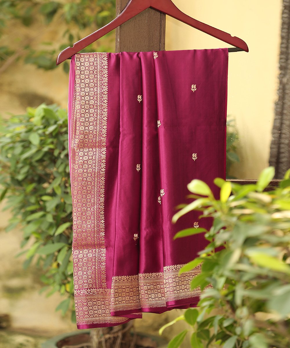 Handloom_Plum_Gajji_Silk_Banarasi_Dupatta_with_Kadhwa_Booti_Design_WeaverStory_01