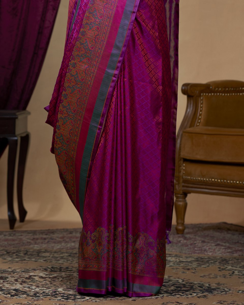Handloom_Plum_Pashmina_Pure_Katan_Silk_Tanchoi_Jamawar_Banarasi_Saree_With_Mustard_And_Green_Resham_Border_WeaverStory_04