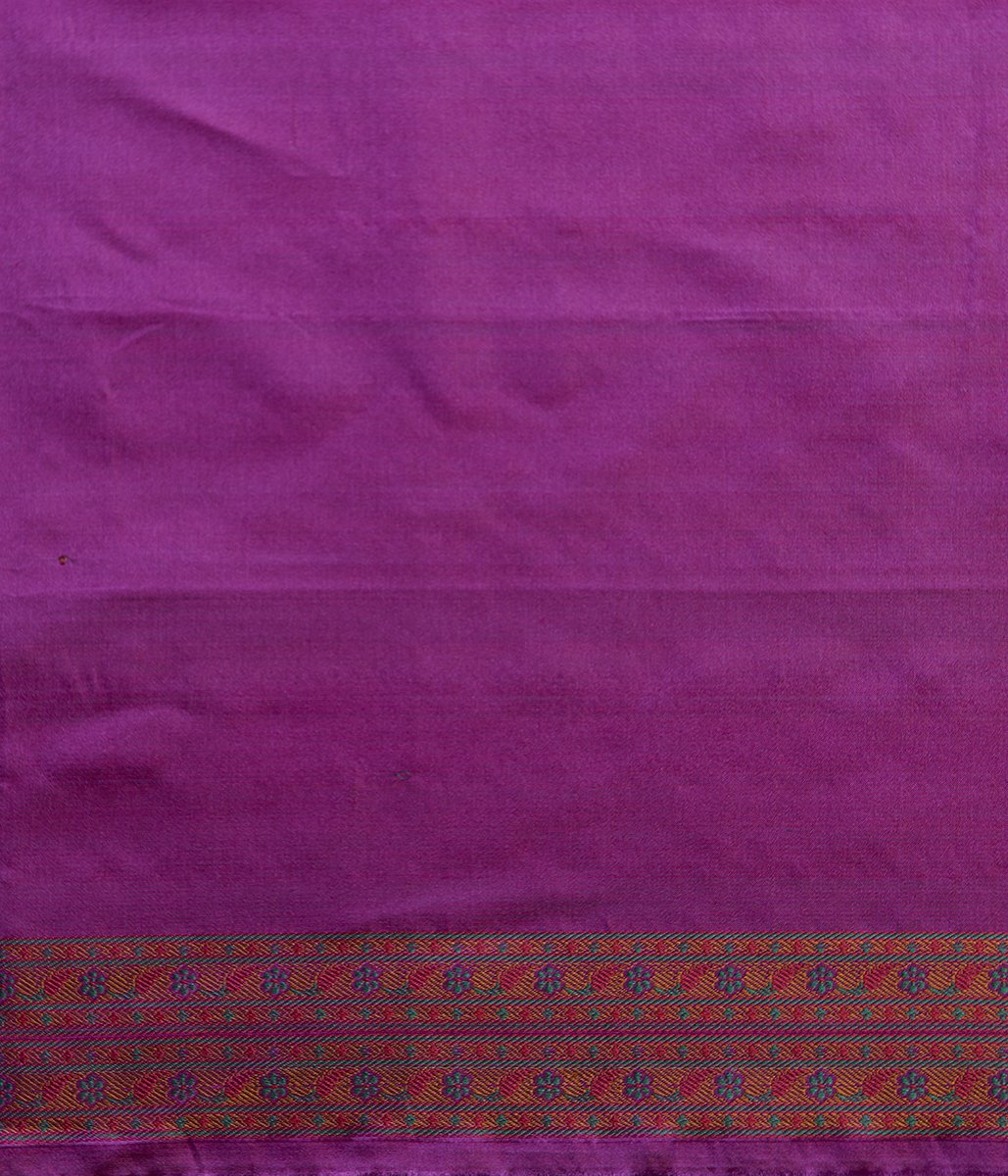 Handloom_Plum_Pashmina_Pure_Katan_Silk_Tanchoi_Jamawar_Banarasi_Saree_With_Mustard_And_Green_Resham_Border_WeaverStory_05