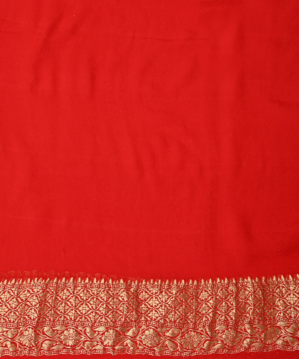 Handloom_Red_Banarasi_Patola_Saree_with_Gold_and_Silver_Zari_WeaverStory_05