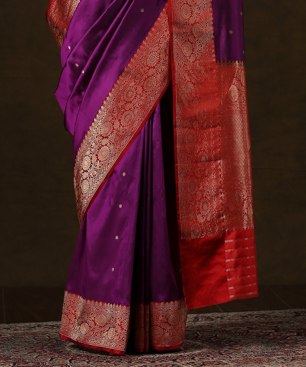 Handloom_Purple_Katan_Silk_Banarasi_Saree_With_Red_Border_and_Small_Booti_WeaverStory_04