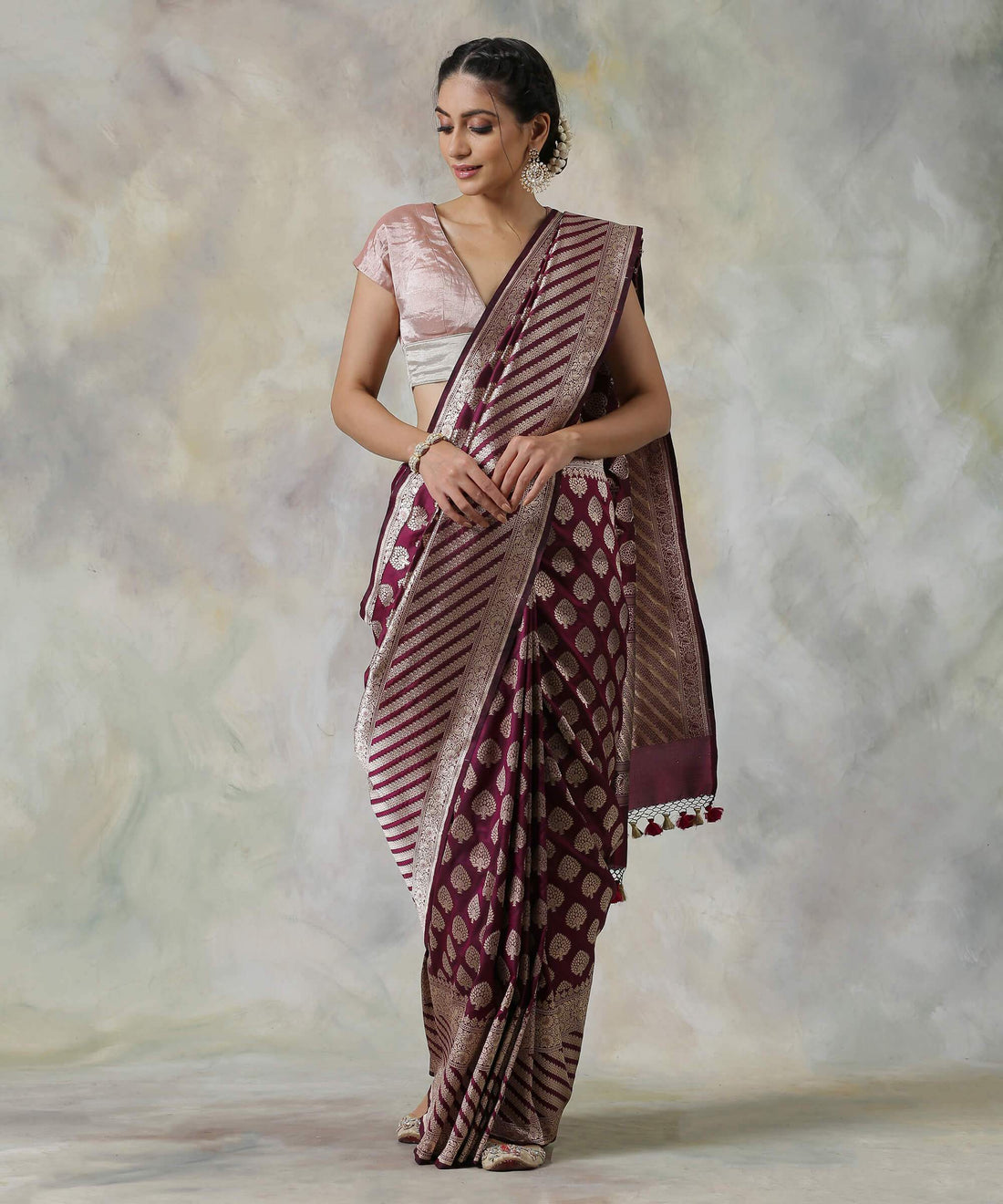 Handloom_Dark_Wine_Banarasi_Katan_Silk_Saree_with_a_Broad_Border_WeaverStory_02