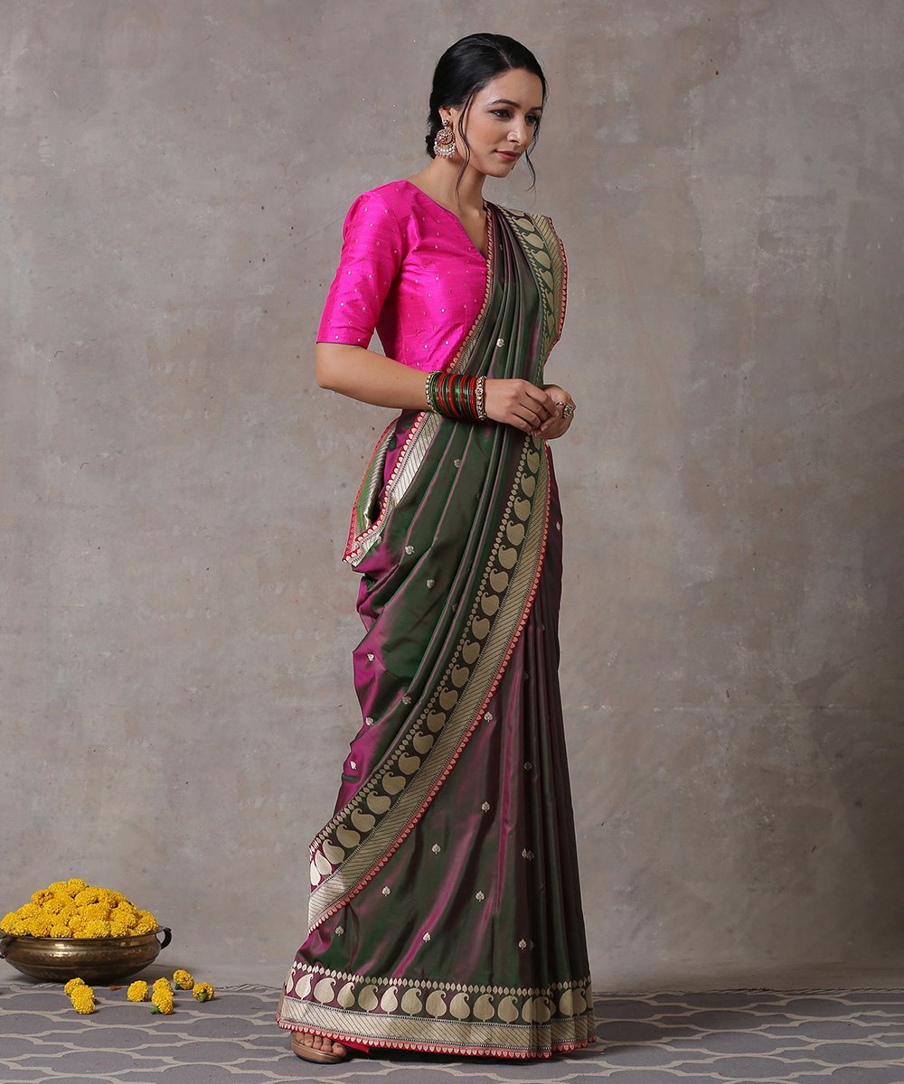 Handloom_Purple_and_Green_Dual_Tone_Pure_Katan_Silk_Banarasi_Saree_with_Paisley_Border_WeaverStory_02