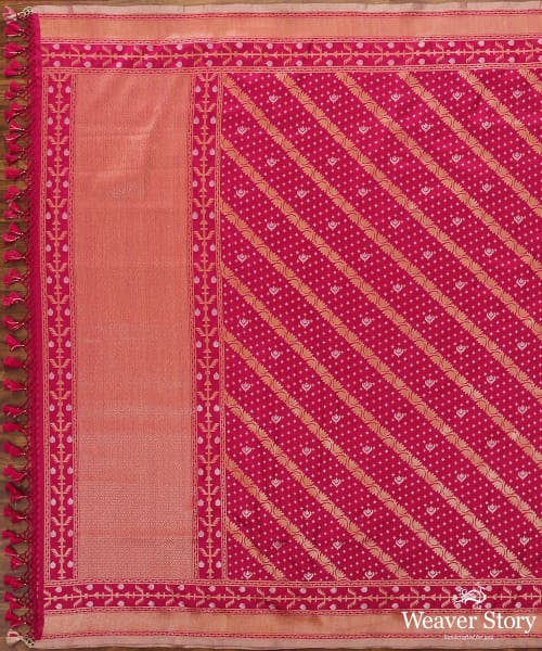 Handloom_Rani_Pink_Pure_Katan_Silk_Banarasi_Dupatta_with_Aada_Jaal_WeaverStory_02