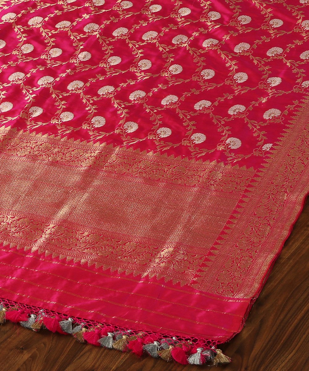 Rani_Pink_Pure_Katan_Silk_Handloom_Banarasi_Dupatta_with_Sona_Rupa_Zari_WeaverStory_04