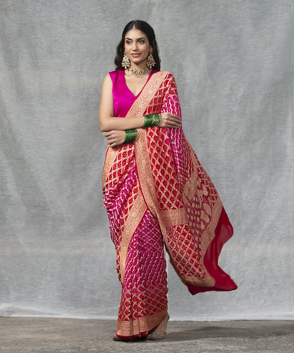 Handloom_Red_And_Pink_Pure_Georgette_Banarasi_Bandhej_Saree_WeaverStory_02